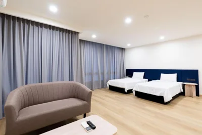 Camera Matrimoniale o Doppia con Letti Singoli Large — CA Hotel and Residence Phuket